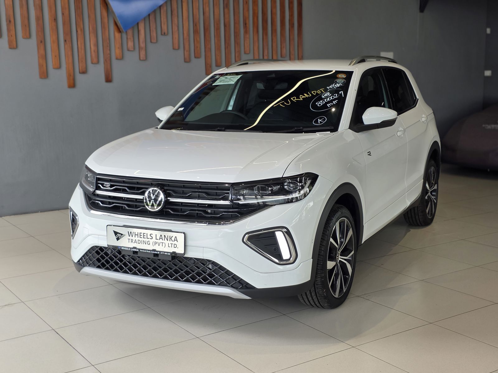 2024 Volkswagen T-Cross — photo 3